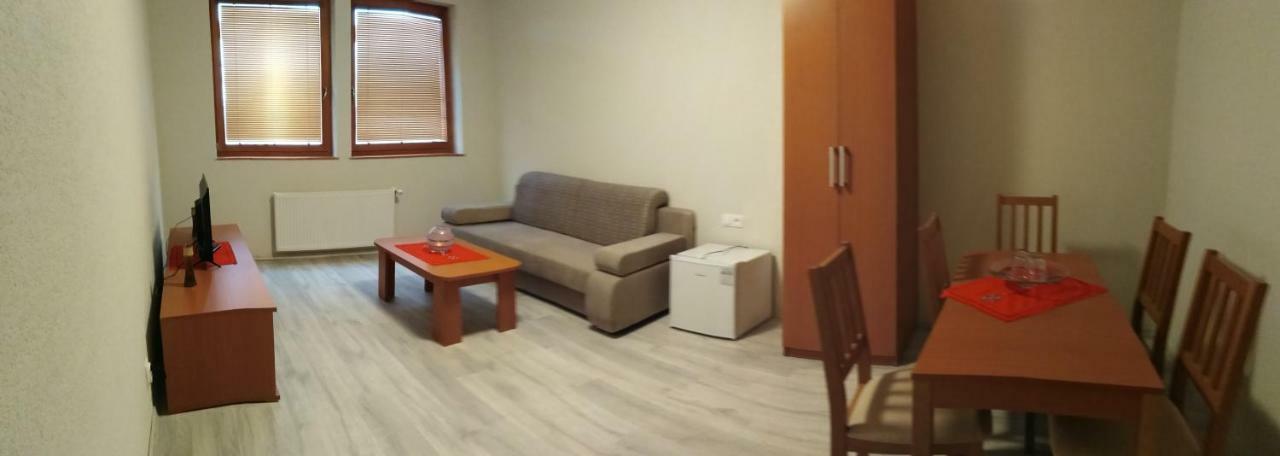 Guest House Mladost Presov Exterior photo